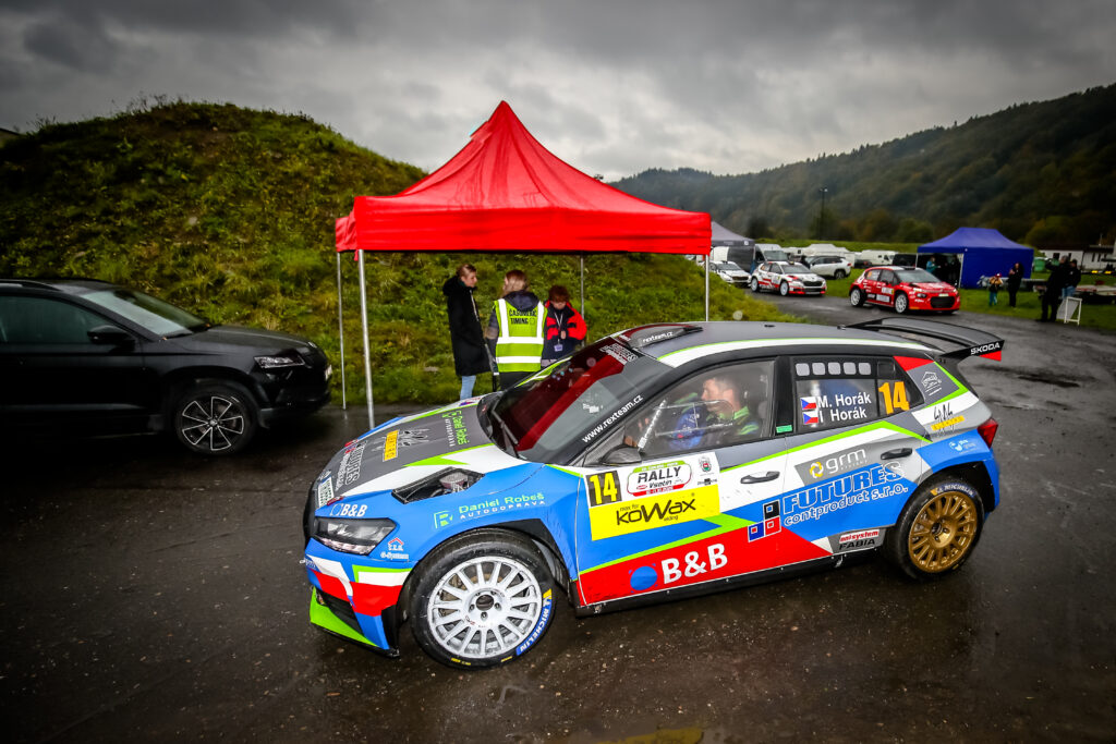 Fotka z rally závodů