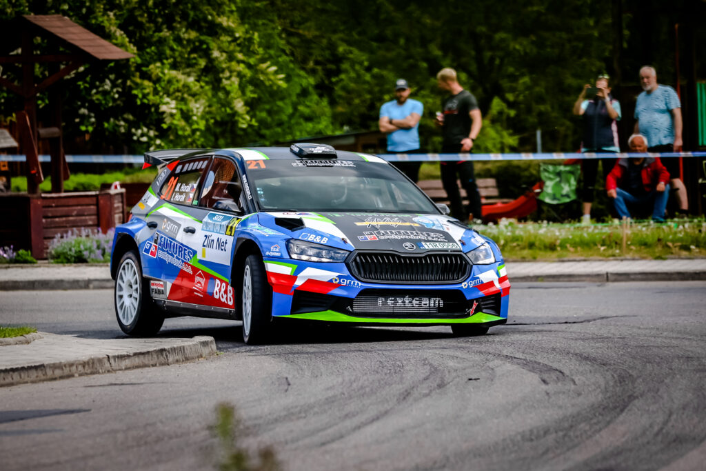 Fotka z rally závodů