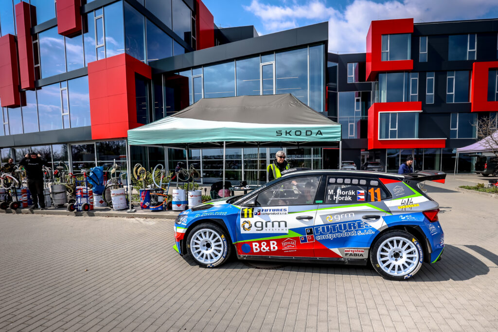 Fotka z rally závodů